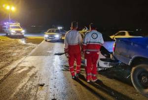 گرفتاری ۱۱۴ نفر از مسافران در برف و کولاک محور تکاب - شاهین‌دژ 