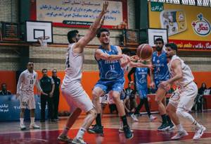 شکست اصفهانی ها و برد استقلال و نفت آبادان