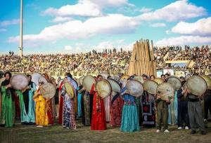 احیای جشن‌های ایرانی به کجا رسید؟