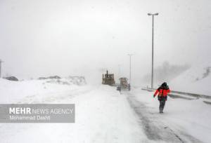 محمدی: محور تهم به چورزق در استان زنجان مسدود شد