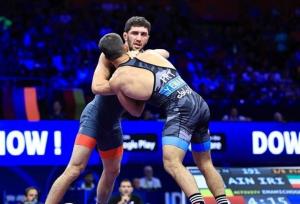 پیروزی مقتدرانه قهرمان المپیک مقابل کشتی‌گیر ایران+ فیلم