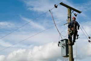 تداوم قطعی برق در ۴۵ روستای شهرستان بانه