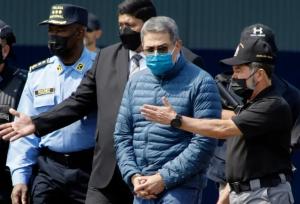 صدور حکم بازداشت رئیس جمهور پیشین هندوراس پس از عفو ترامپ