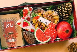 چطور با یک هدیه درست، کارمندان‌تان را برای یلدا غافلگیر کنید؟