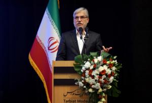 استعدادهای برتر علمی به فرهنگ و تاریخ ایران توجه ویژه داشته باشند