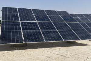 ظرفیت تجاری‌سازی و پنل خورشیدی برای درآمد پایدار مدارس به‌کارگیری شود