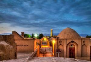 چرا فهرج یزد از عضویت شبکه جهانی روستاهای خلاق گردشگری پا پس کشید؟