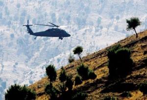 عملیات اطفای حریق لکه ای جنگل های الیت با هواپیمای ترکیه ای