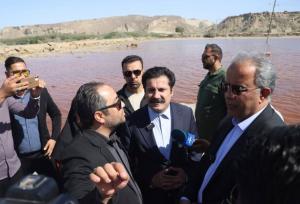 دستور فوری استاندار برای ساماندهی فروشندگان صنایع‌ دستی در تالاب صورتی چابهار