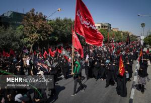 راهپیمایی جاماندگان اربعین حسینی در نقاط مختلف فارس برگزار می‌شود