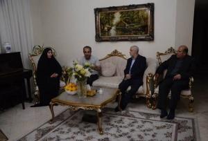 شهدای دانش‌آموز چراغ هدایت آیندگان هستند