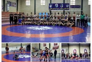 تمرین مشترک کشتی‌گیران خورموج و برازجان برگزار شد