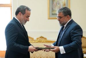 سفیر جدید برزیل استوارنامه خود را تقدیم عراقچی کرد