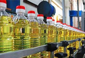 زمانی: ۱۹۶ تن روغن مایع برای مصرف خانوارهای زنجانی‌ تخصیص یافت