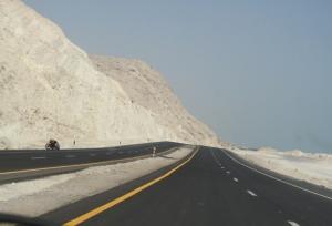 معینی: پروژه های عمرانی راه های مواصلاتی منطقه کاشان تسریع یابد