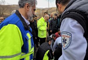 برخورد خودروی پژو با دیوار و مصدومیت ۳ نفر در ارومیه