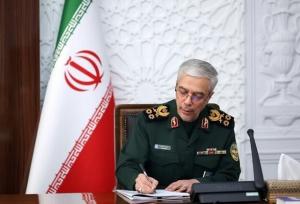 آشوری با حکم سرلشکر باقری رئیس شورای پدافند غیرعامل استان هرمزگان شد