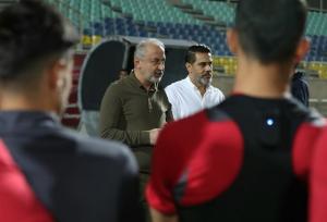 عزیزیان: درویش از اشتباهات درس بگیرد/ پرسپولیس دو بال نداشت
