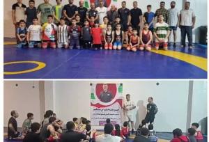 حضور مربی تیم ملی کشتی در تمرینات پایگاه ششم شکاری بوشهر