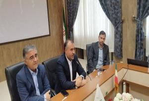 اصغری: دامداران آذربایجان غربی برای کنترل بیماری تب برفکی مشارکت کنند