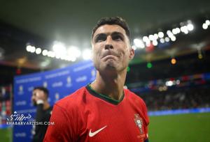 امشب کل دنیا با گریه رونالدو اشک ریختند