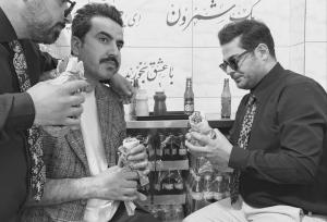 تصاویر جالب از داورانِ شام ایرانی در یک ساندویچی کثیف!
