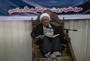 آملی لاریجانی: انقلاب اسلامی ایران مرهون عالمان وارسته‌ است