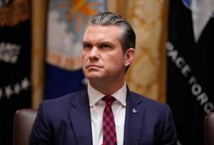 وزیر جنگ آمریکا سوالات خبرنگاران درباره حمله به ونزوئلا را جواب نداد