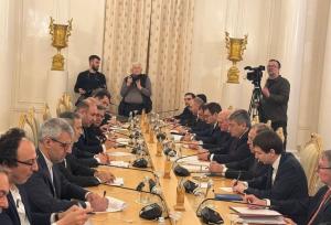 عراقچی و لاوروف دیدار کردند