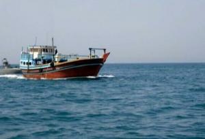 توقیف لنج حامل ۵۵ هزار لیتر سوخت قاچاق در آب‌های کیش