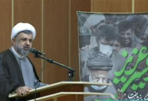 دین‌مداری راه عبور از بحران‌های جامعه است