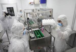 گام بلند در خودکفایی واکسن‌های دامپزشکی؛ ۵ واکسن طیور بومی‌سازی شد