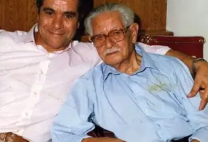 تصویری پربازدید از دیدار «بهروز وثوقی» با پدرش بعد ۲۰ سال