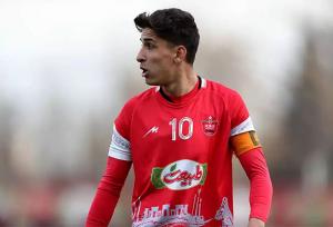 ساق پای آقای گل پرسپولیس شکست