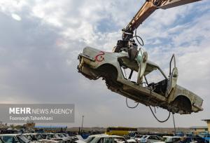 اسقاط ۱۰۵ هزار خودرو فرسوده در ۶ ماه