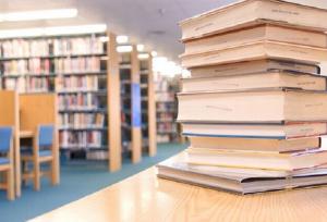 کمک ۱۳۴ میلیون تومانی انجمن خیران کتابخانه به کتابخانه‌های خراسان شمالی