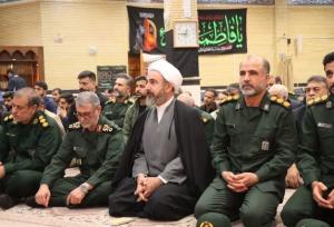 امام جمعه ایلام: دشمن سعی در تغییر فضای جامعه دارد/ هدف بسیج، تربیت فهمیده‌ها و حاج قاسم‌ها است