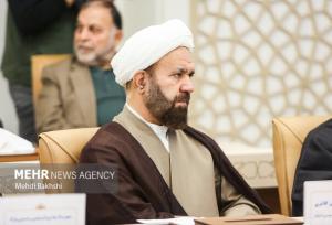 تولیت شاهچراغ: ترویج حجاب و عفاف رسالتی جهادگونه در جامعه اسلامی است