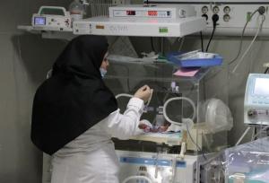 معاون وزیر بهداشت: کمبود نیرو بزرگترین مشکل حوزه پرستاری است