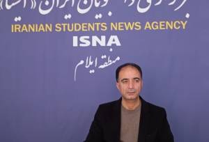 استفاده از سم و آفت‌کش در کنترل آفات و بیماری‌های کشاورزی، آخرین روش باید باشد