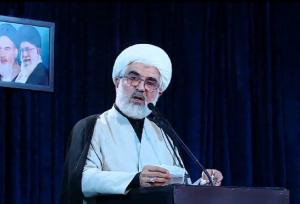 امام جمعه موقت قزوین: از ایجاد دو قطبی و دشمنی بین ملت پرهیز شود