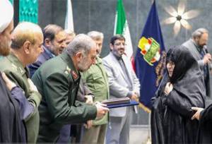 اختتامیه نهمین جشنواره ملی«فانوس»با تجلیل از هنرمندان مقاومت برگزار شد