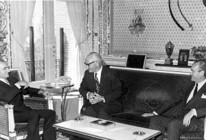 چرا رئیس سیا، مأمور به سفارت آمریکا در ایران شد؟