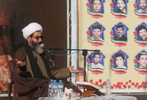 انقلاب اسلامی؛ چراغ راهی برای ساخت عاشورای نوین در دل تاریخ