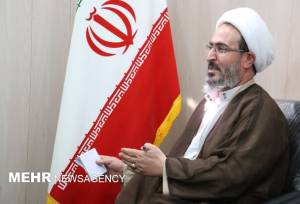 حجت الاسلام باوقار: شهدا الگوهای حقیقی ایمان و بصیرت هستند