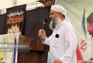 مولوی بندار:حفظ تمامیت ارضی ایران نتیجه شجاعت شهدا و رهبری حکیمانه بود