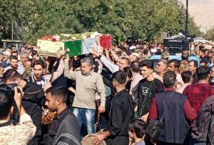 برگزاری آیین استقبال از شهید گمنام در کازرون