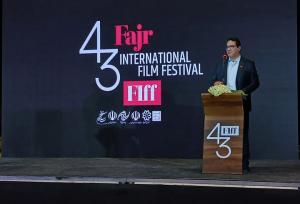 حسینی: جهان خسته امروز به روایت‌های آرام و صادقانه نیاز دارد