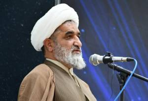 امام جمعه موقت یاسوج: فتنه اخیر، فتنه عظیمی بود و پیروزی مردم عظیم‌تر