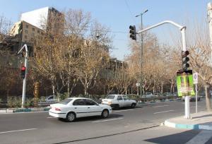 اولین چراغ راهنمایی هوشمند «زمان صفر» تهران راه اندازی شد